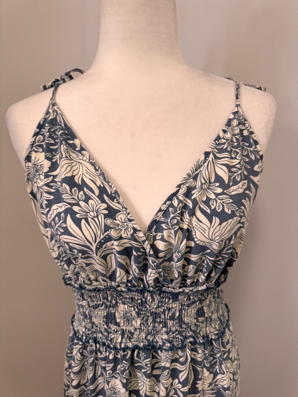 Patrons of Peace Blue & Cream Floral V-Neck Midi Dress - Picture 3 of 14